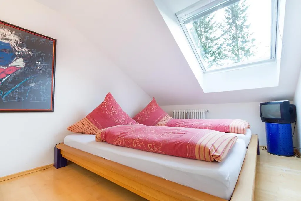 Oberstdorfer Bergwelt A. Schomig Apartment 0*, Oberstdorf Germany